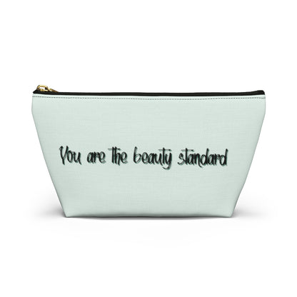 Blonde Caramel Dewey Green Makeup Bag
